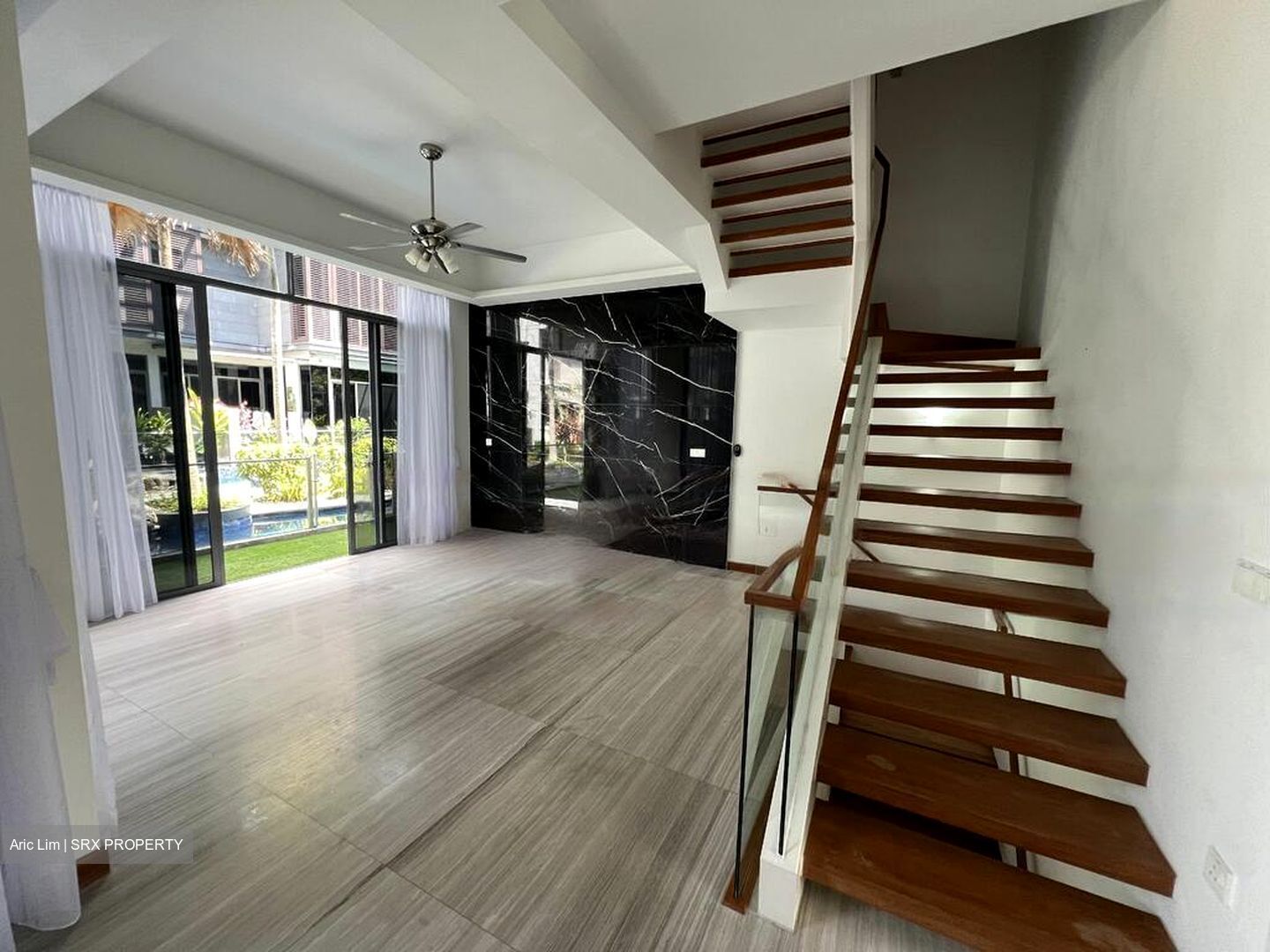 The Seawind (D15), Terrace #460836791